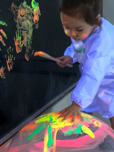 [특강 7월 10일 1회] 버라이어티 온몸 미술 아이엠아트(목) 15-28개월(엄마랑)